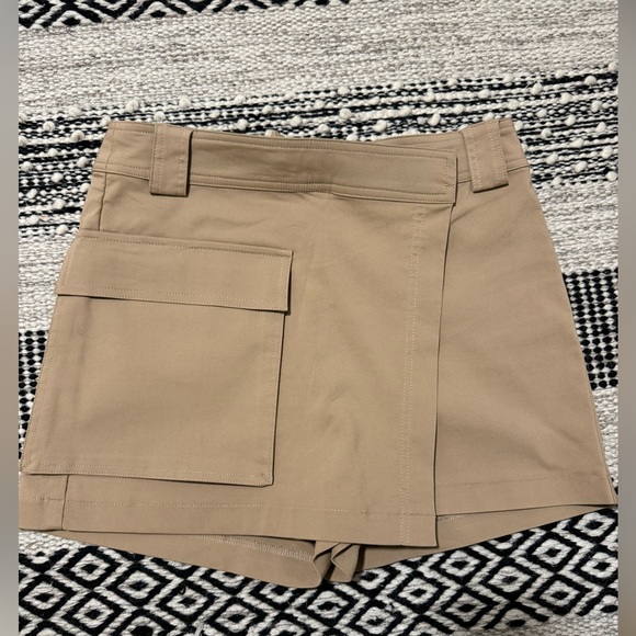 Dynamite skort, size 4 - Picture 1 of 4
